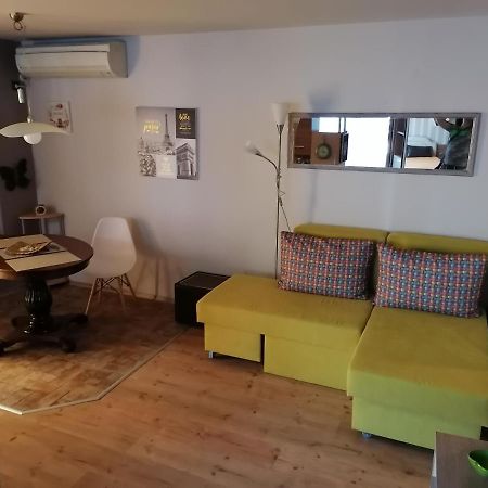 Lazur- Neben Meeresgarten Burgas City Eksteriør billede
