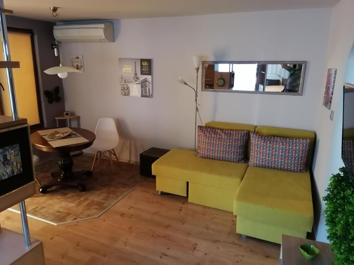 Lazur- Neben Meeresgarten Burgas City Eksteriør billede