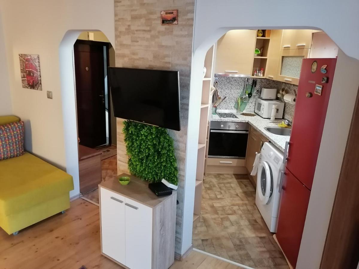Lazur- Neben Meeresgarten Burgas City Eksteriør billede
